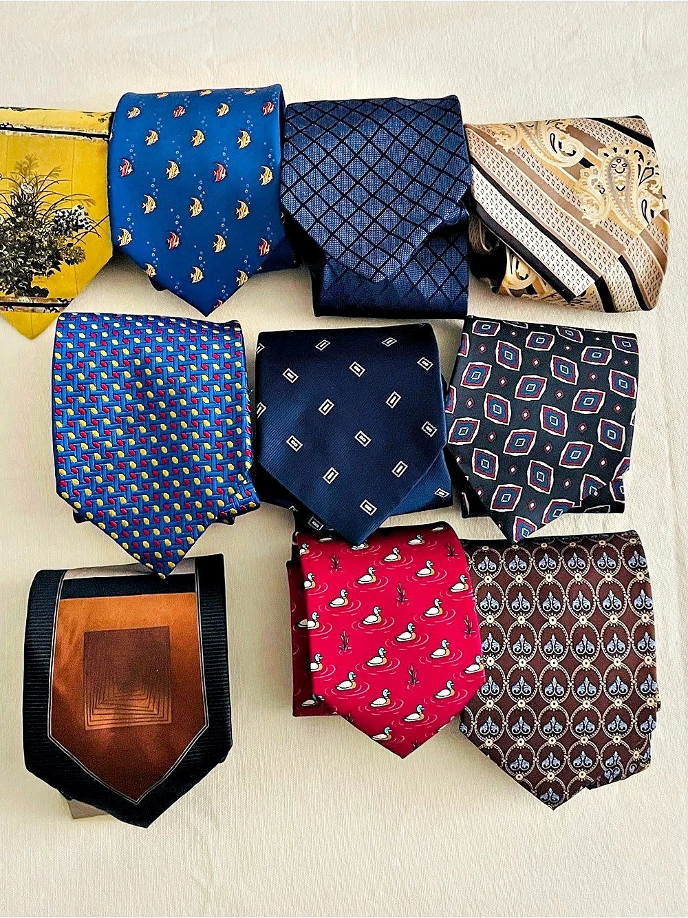 Set of 10 Assorted Brands Men's Silk ties Various Patterns, Makers, Colors & Siz